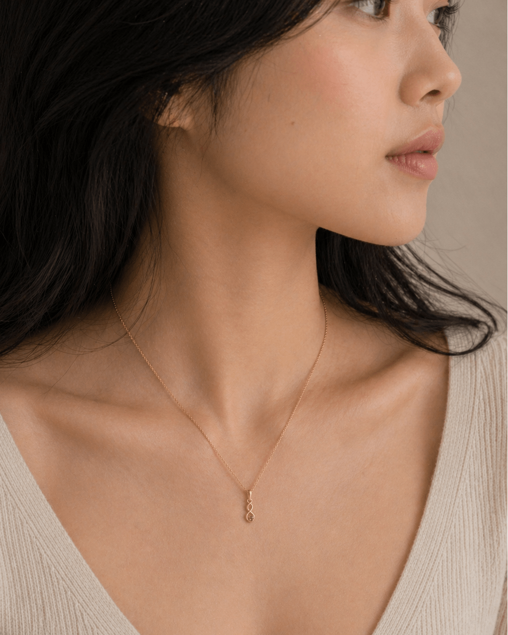 Infinity Pendant (Green Tourmaline) - Inari Jewellery
