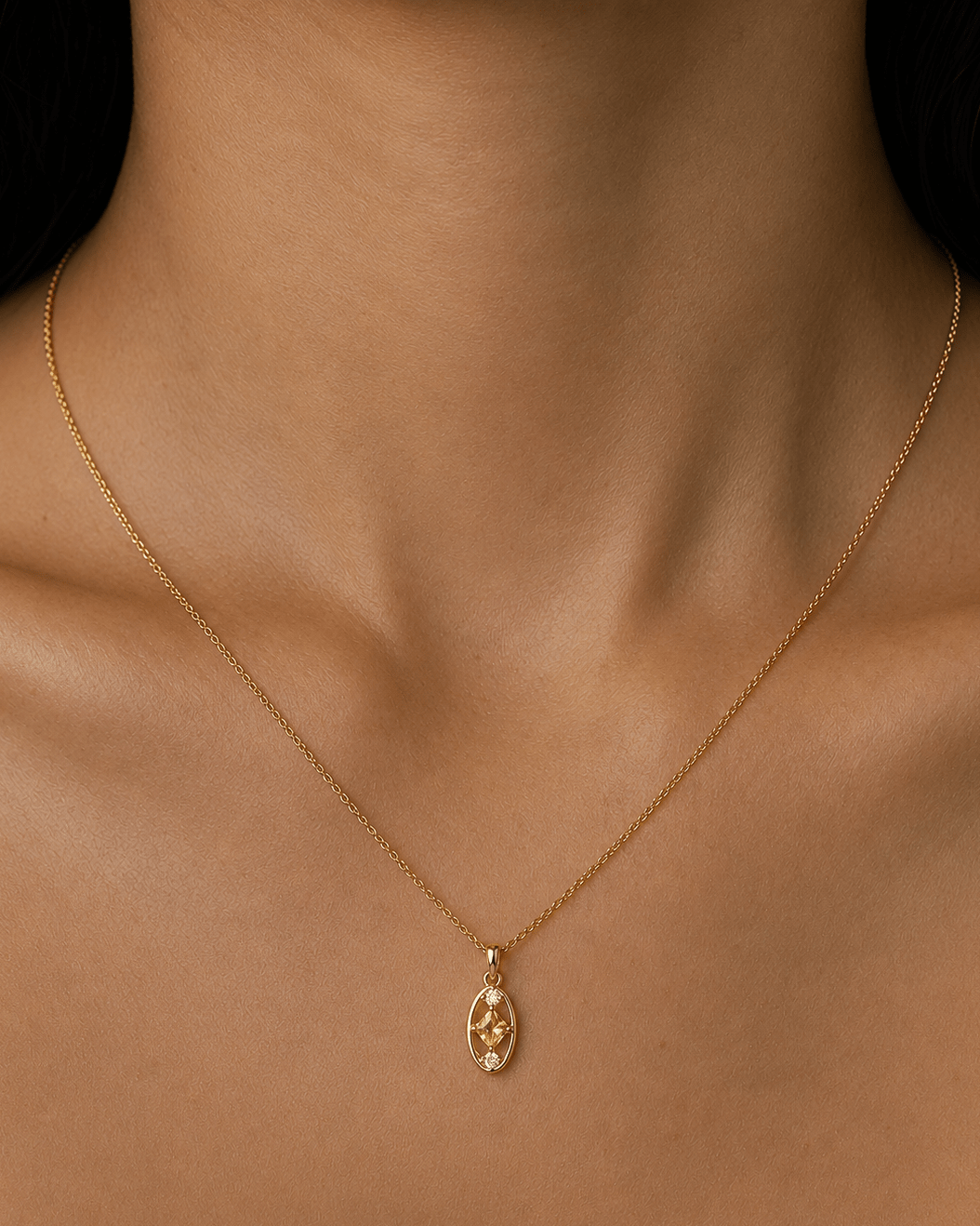 Portrait Pendant (Citrine)